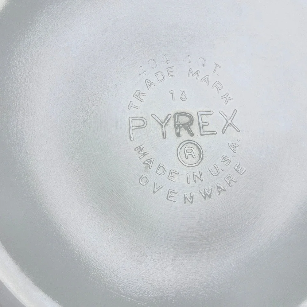 Vintage Pyrex 404 Promotional Gold Hex Signs Beige Gold Mixing Bowl 4 Quarts VTG